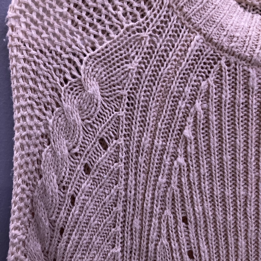 American Eagle Sweater - Picture 7 of 8